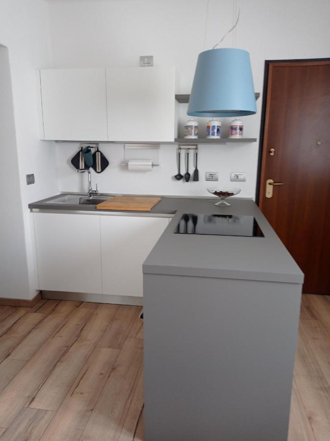 Appartement Casa Mirta à Mandello del Lario Extérieur photo