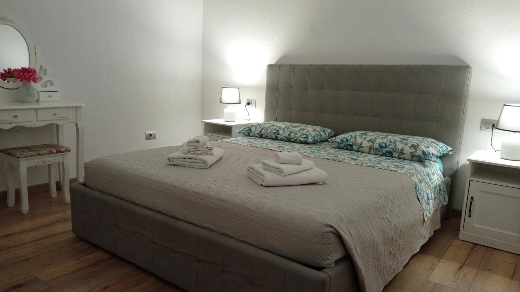 Appartement Casa Mirta à Mandello del Lario Extérieur photo